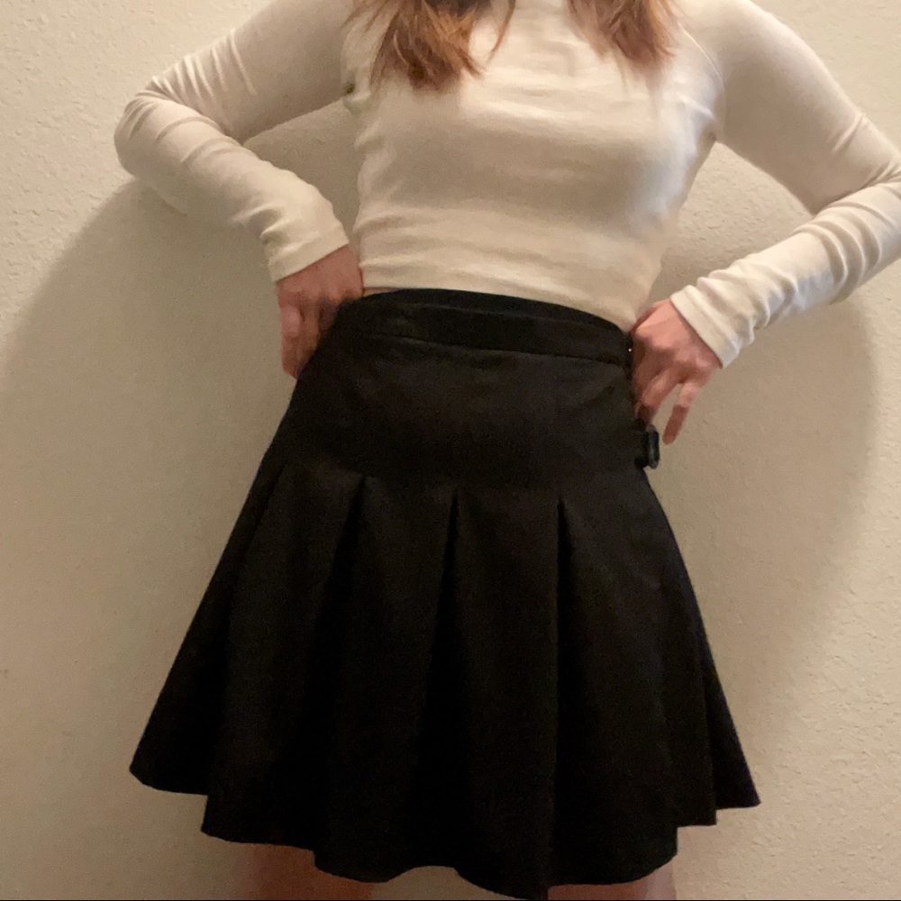 Burberry London Black Pleated Wool Mini Skirt